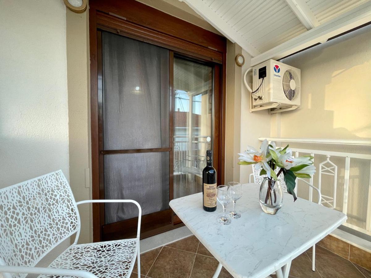 Villa Emmanouela Studios - Family Accommodation Nea Vrasna Exterior photo